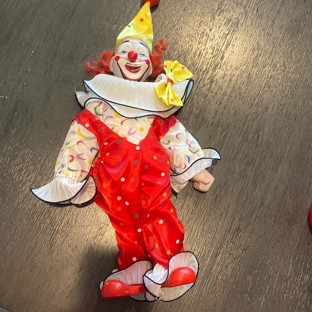 Vintage 1989 Heritage Mint 16" Porcelain Clown Happiness & Love